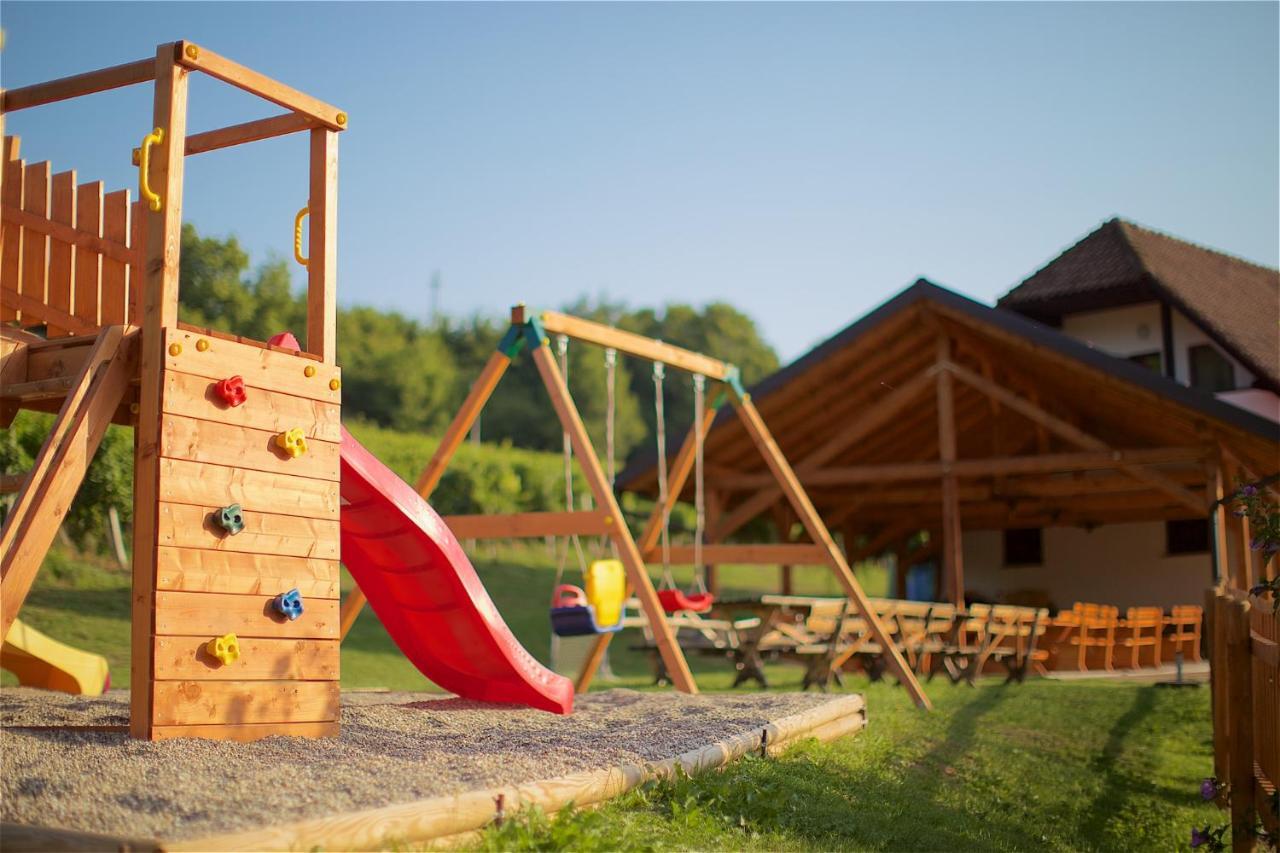 Tourist Farm Apartments Lovrec Jirsovci المظهر الخارجي الصورة