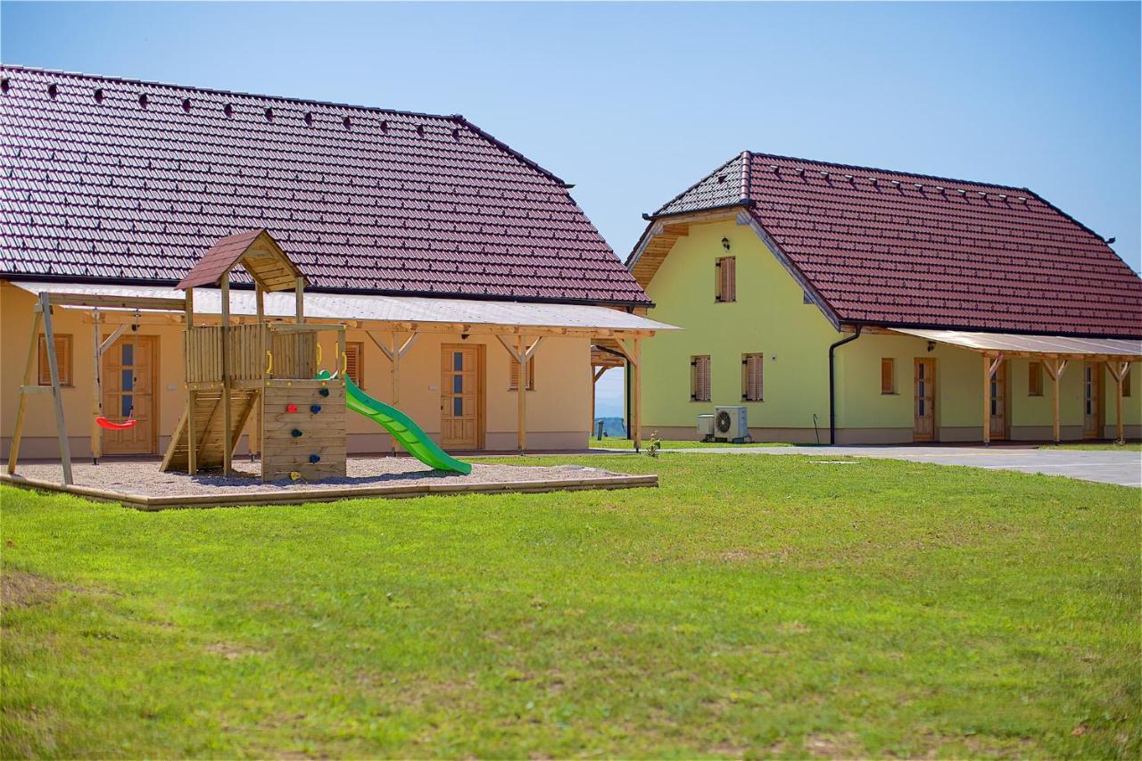 Tourist Farm Apartments Lovrec Jirsovci المظهر الخارجي الصورة